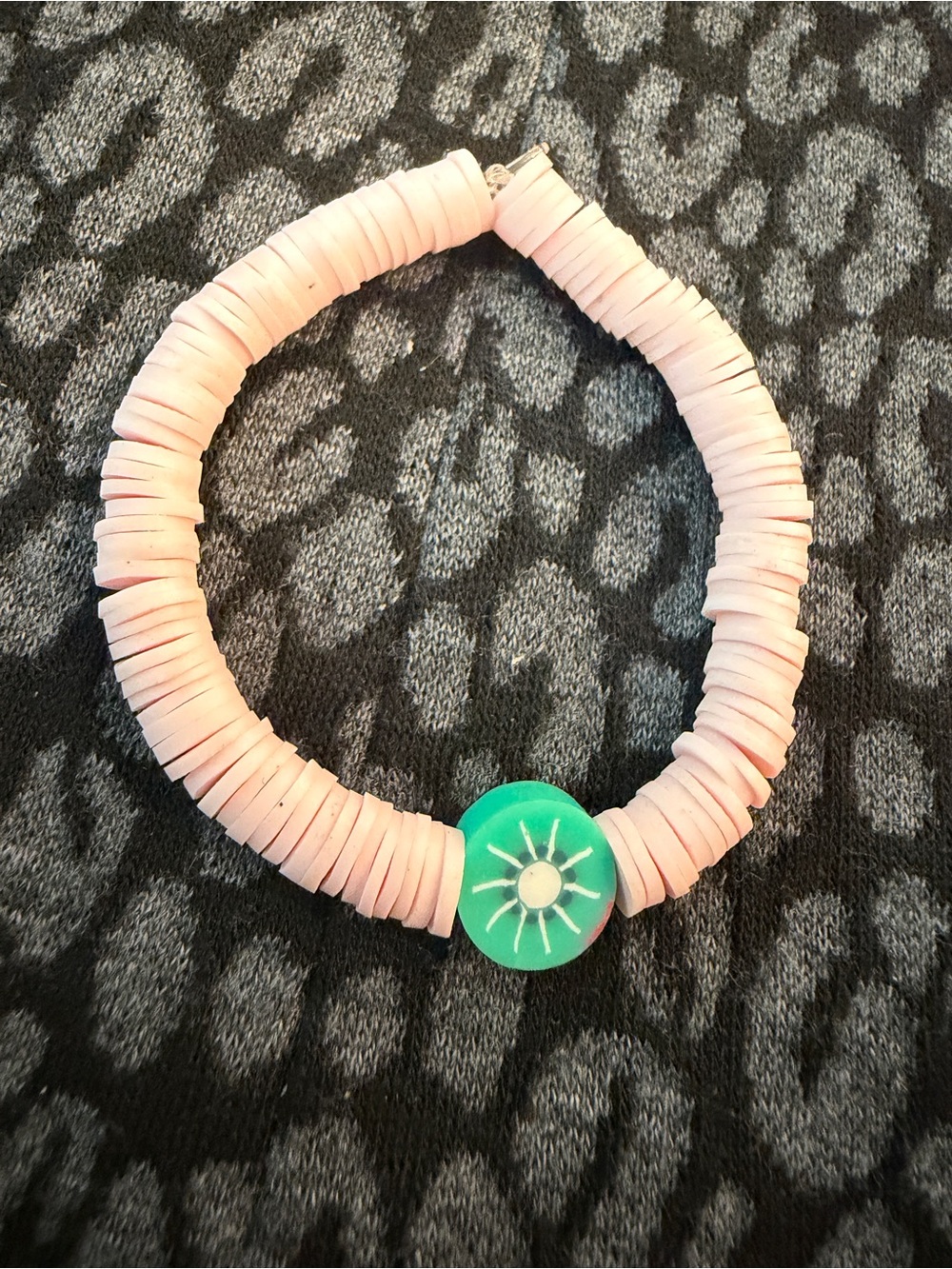 Kids Kiwi Bracelet With Pink Circle Beads
